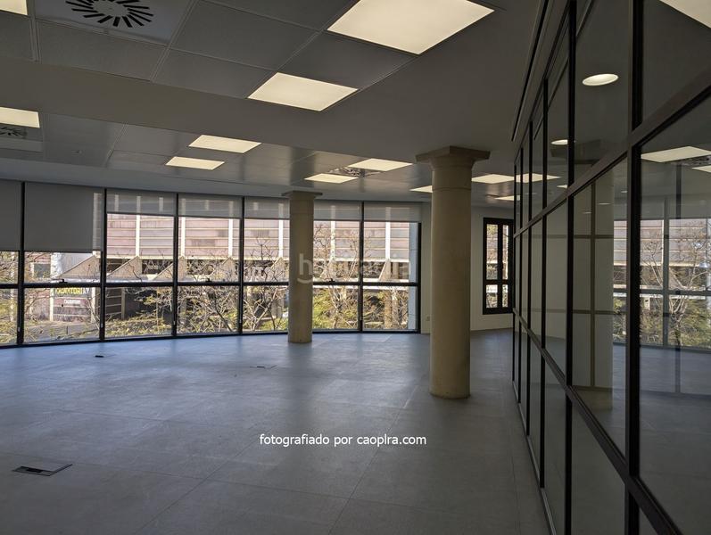 Foto 98b16094-ae64-4be9-ae86-c5e0857ec3fc. Location bureau avec chauffage dans Fort Pienc Barcelona