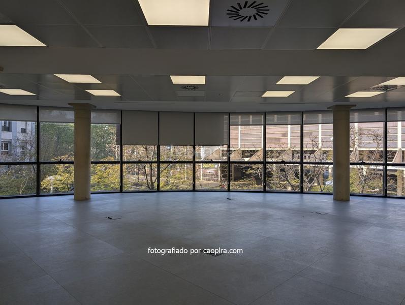 Foto 2f6a57e0-08cc-4110-9331-724769c46746. Rent office space with heating in Fort Pienc Barcelona