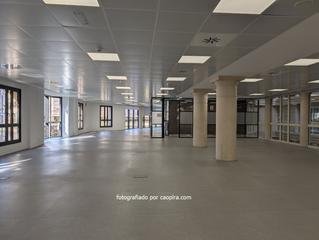 Rent Office space  Ausias march. Oficina disponible delante del teatro nacional de cataluña