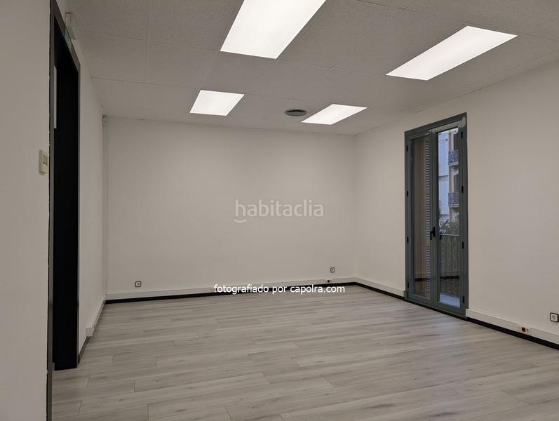 Foto 5aeb8e5f-4086-479f-82ce-d80f690818ef. Location bureau avec chauffage dans Dreta de l´Eixample Barcelona