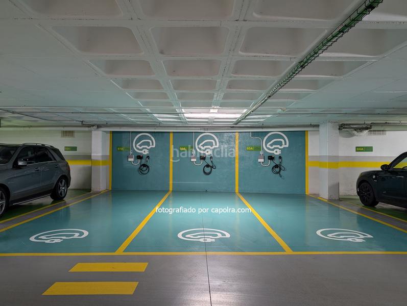 Foto a79aae1b-5d90-45aa-9f07-deb048ab6030. Location bureau avec chauffage dans El Remei Badalona