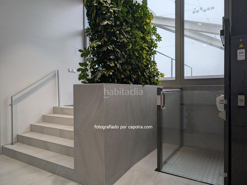 Foto cdaeaef8-9e3b-4ba5-8e30-9f410b28238e. Miete büro mit heizung in El Remei Badalona