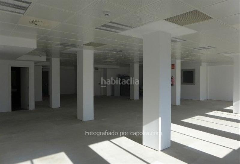 Foto ac9bfbfa-9ce8-408a-8e14-ebf324ef91fc. Lloguer oficina a La Nova Esquerra de l´Eixample Barcelona