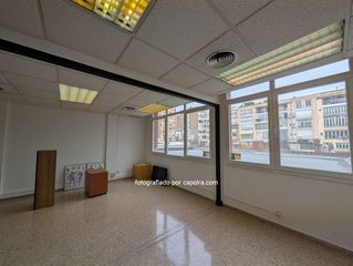 Alquiler Oficina  Aribau. Oficina con garaje p�blico en el mismo edificio