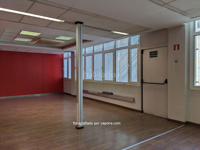 Foto 33289542-3a8a-4eb2-909c-71bce6b9e3fa. Ufficio in La Bordeta Barcelona