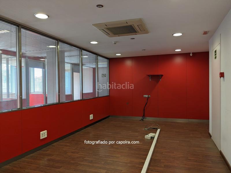 Foto 497be572-f968-4320-94cf-2c527b7df798. Ufficio in La Bordeta Barcelona