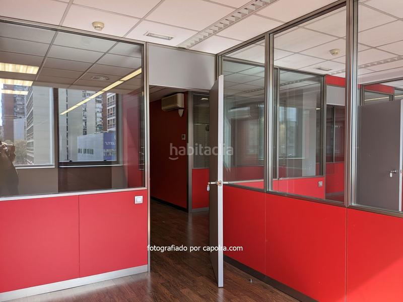Foto 5c55cee6-fbcc-43f7-b168-90118846551d. Ufficio in La Bordeta Barcelona
