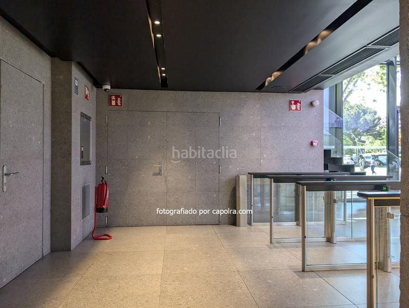 Foto 96410a41-45c2-469f-b086-473b4bac9120. Location bureau avec chauffage dans Barri de les Corts Barcelona