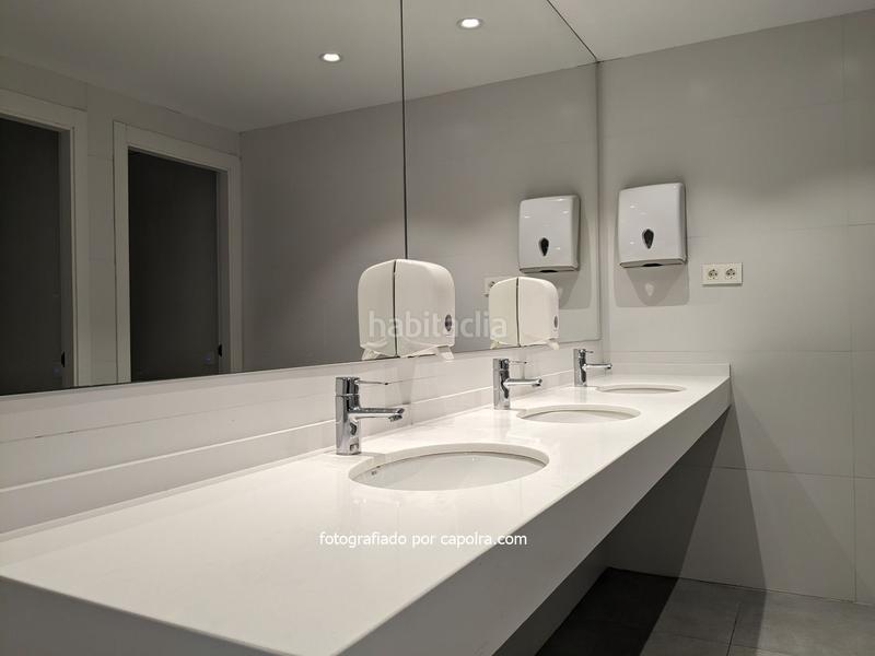 Foto 180652d9-4790-46ad-976d-4ab202ac2649. Lloguer oficina amb calefacció a El Parc i la Llacuna del Poblenou Barcelona