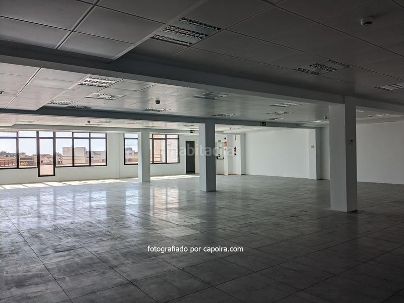 Foto 321c6928-8f59-4994-a4ff-f0ef27ca4903. Miete büro mit heizung in El Parc i la Llacuna del Poblenou Barcelona