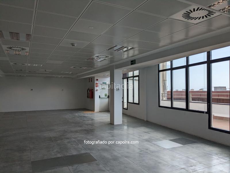 Foto 39eadf1c-e0e6-4f82-bf40-c3aaa72a2f24. Miete büro mit heizung in El Parc i la Llacuna del Poblenou Barcelona