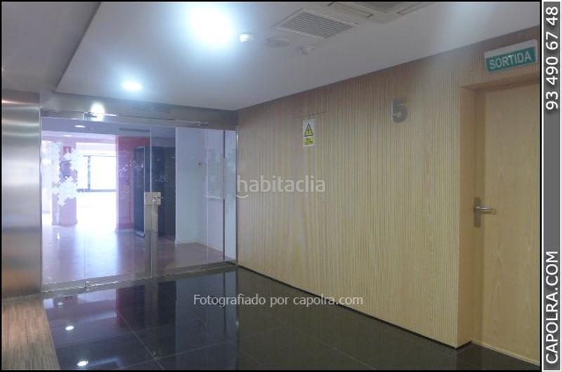 Foto cdaafd04-0f9a-4c56-a996-8fdf30d699fd. Lloguer oficina amb calefacció a Vila de Gràcia Barcelona