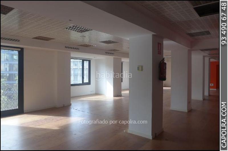 Foto 20b6d625-f114-42da-ada0-c88e6e57eba3. Location bureau avec chauffage dans Vila de Gràcia Barcelona