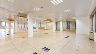 Lloguer Oficina  Consell de cent. Oficina en edificio de oficinas en eixample derecho