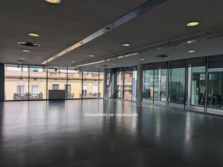 Rent Office space  Pujades. Oficina en alquiler en 22