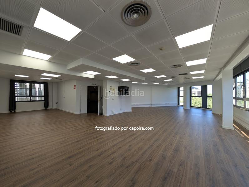 Foto 73cb8346-7895-4a7f-b3ea-1d2c6e9f2643. Miete büro mit heizung in Dreta de l´Eixample Barcelona