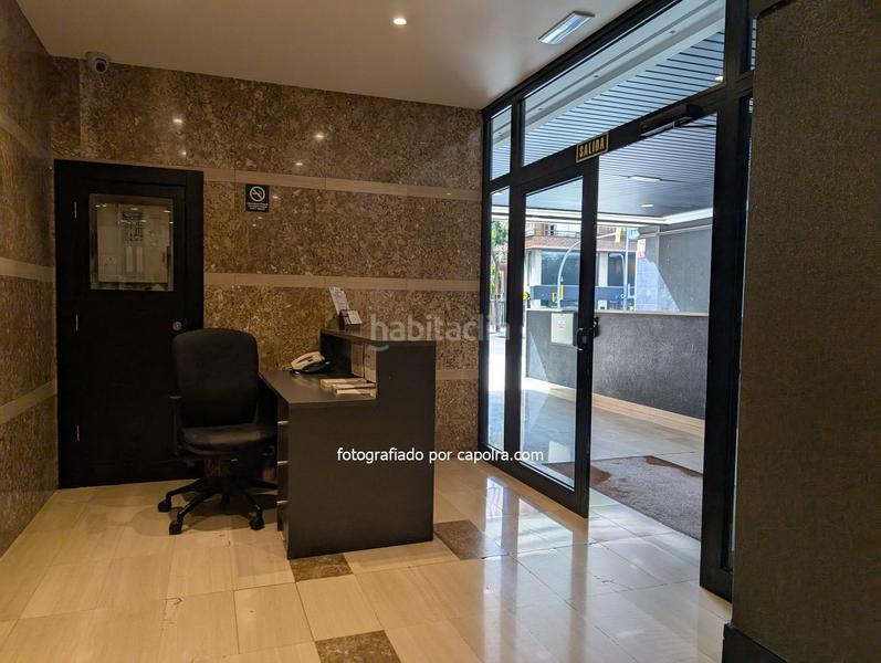 Foto f329f4f9-3509-4200-bd66-d684793b1c45. Alquiler oficina  en avenida madrid con carlos iii en Barcelona