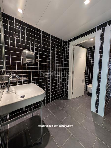 Foto da21821b-3d2d-4dbe-ae55-7facd63c1557. Rent office space with heating in Sant Ramon - Maternitat Barcelona