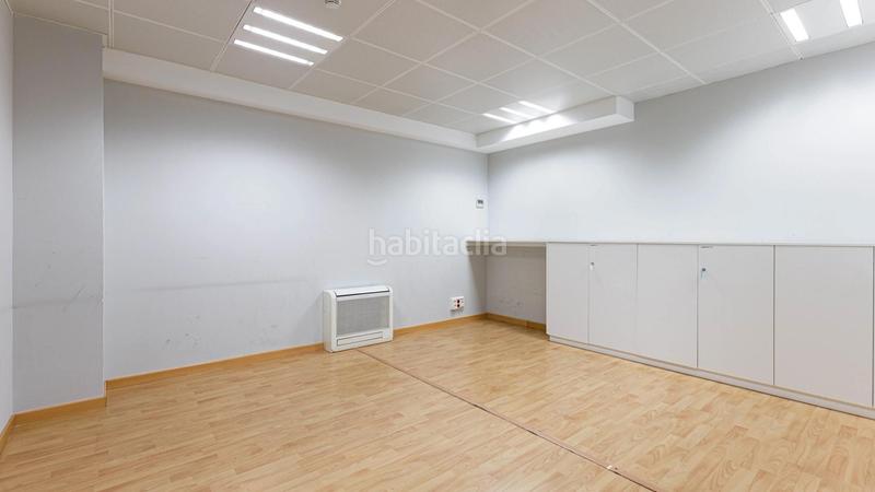 Foto 82e22d36-4f34-4b30-8156-c0737cfcc417. Alquiler oficina  disponible en eixample dret en Barcelona