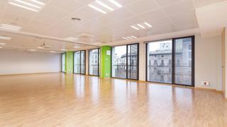 Rent Office space  Gran via de les corts catalanes. Oficina disponible en eixample dret