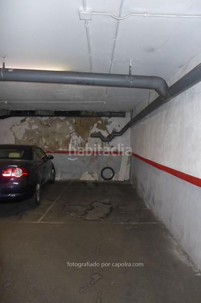 Foto 79bb1303-2f34-4720-8709-908055c37ea3. Alquiler parking coche plaza de garaje en riera de les cassoles 20 en alquiler en Barcelona