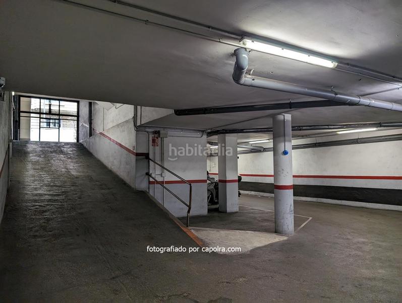 Foto 58ed5b52-019f-40a8-96e2-51d2081064b3. Location parking voiture dans Vila de Gràcia Barcelona