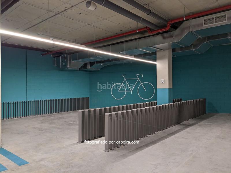 Foto 4ff567c3-446c-4077-a547-45bf7051c83f. Lloguer oficina amb calefacció a El Parc i la Llacuna del Poblenou Barcelona