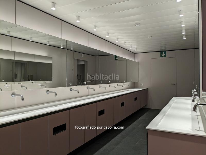 Foto 2c6d2db8-1ec4-43aa-953e-4977ad0b96c5. Location bureau avec chauffage dans El Parc i la Llacuna del Poblenou Barcelona