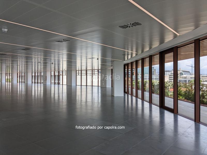 Foto 75600e4c-0e5b-4e4c-85be-c81da99140d7. Location bureau avec chauffage dans El Parc i la Llacuna del Poblenou Barcelona