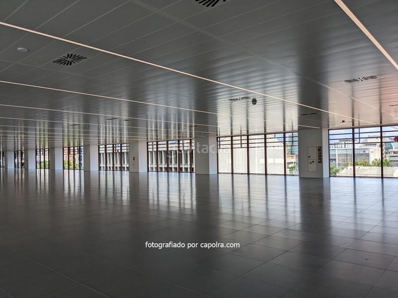 Foto 93122640-cfbd-45ce-904b-f421c92799ca. Rent office space with heating in El Parc i la Llacuna del Poblenou Barcelona