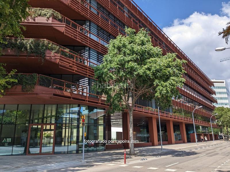 Foto caab0edf-8db4-4649-be23-c796c433d664. Rent office space with heating in El Parc i la Llacuna del Poblenou Barcelona