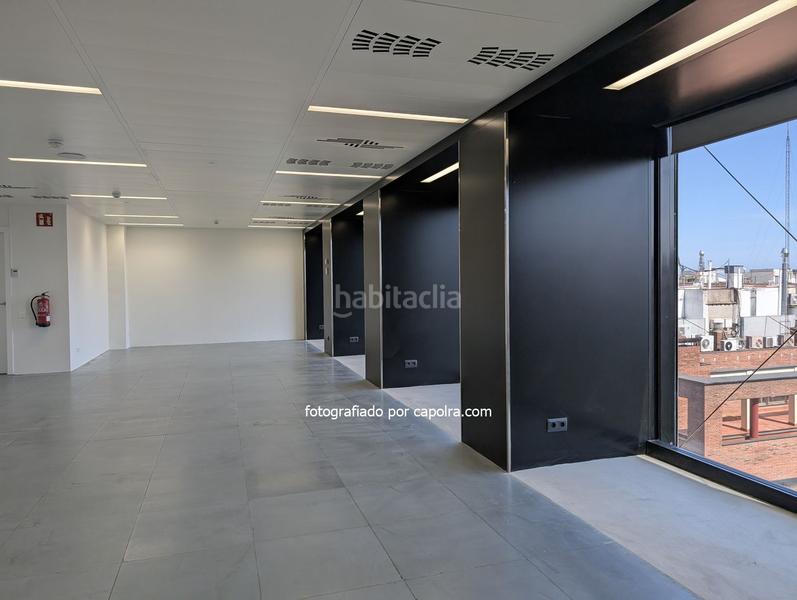 Foto bcf7ec27-cdd2-40f5-93a9-995b4971bc82. Location bureau avec chauffage dans Barri de les Corts Barcelona