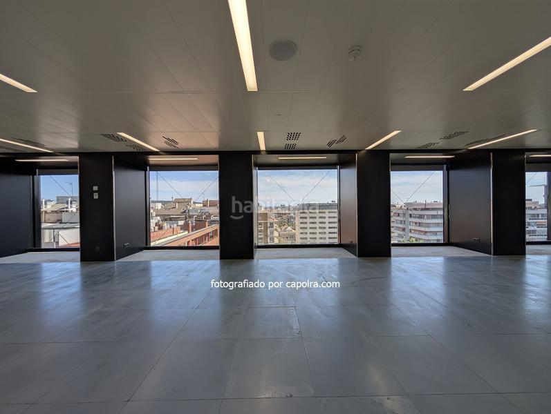 Foto 7aa2ec43-404c-40e7-87cd-12d0640967fa. Rent office space with heating in Barri de les Corts Barcelona