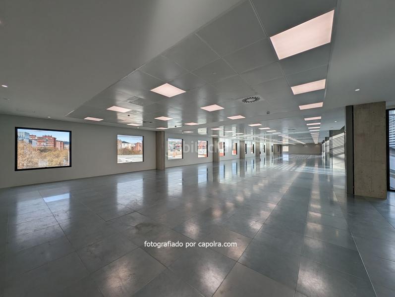 Foto d4439f89-d771-4c51-be28-9930a73585ba. Miete büro mit heizung in Provençals del Poblenou Barcelona