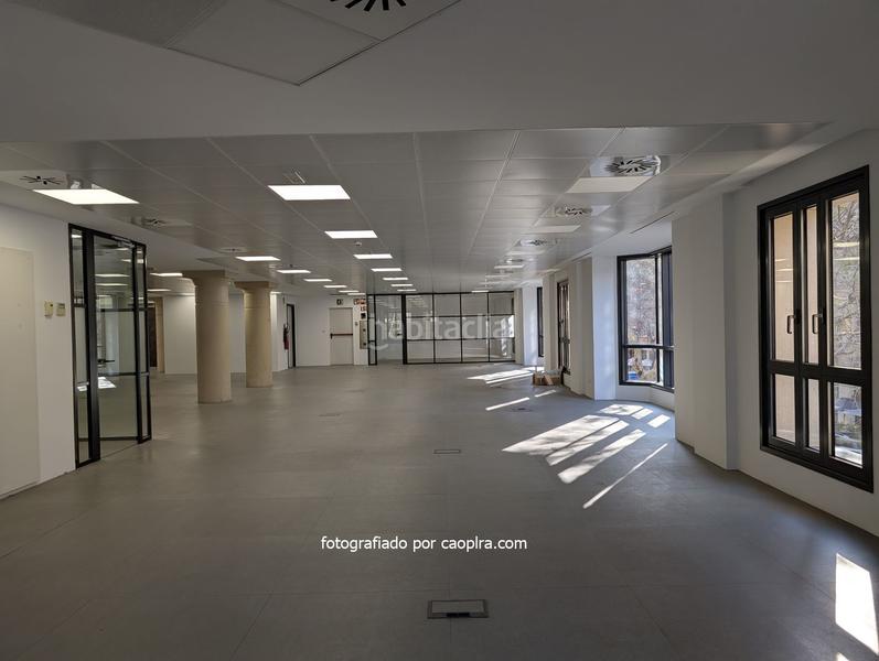 Foto 115c1a66-6681-4b8a-97ec-434dfa7c2db6. Affitto ufficio con riscaldamento in Fort Pienc Barcelona