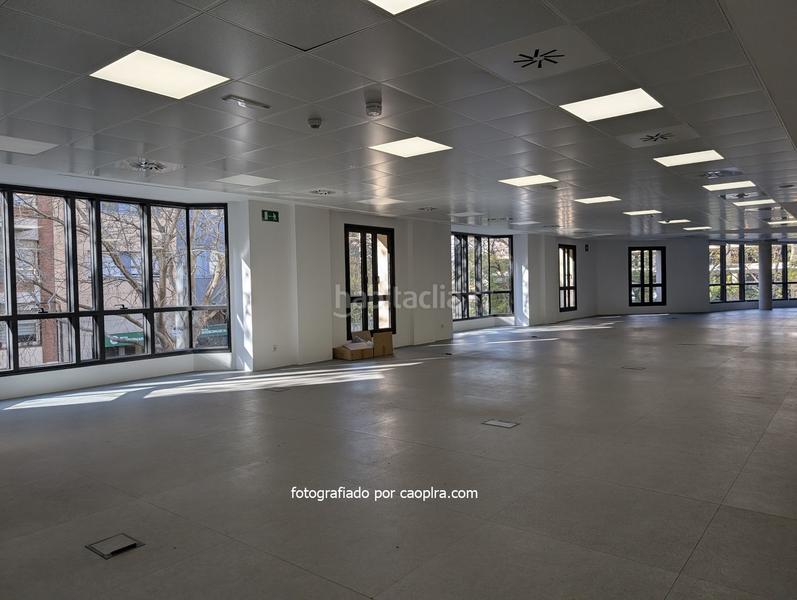 Foto 7711f019-3066-4857-86f2-2a60c6f51ac8. Miete büro mit heizung in Fort Pienc Barcelona