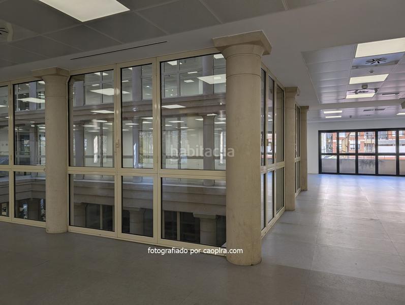 Foto 505af8fa-e840-4f7a-9033-b856a6cbe711. Rent office space with heating in Fort Pienc Barcelona