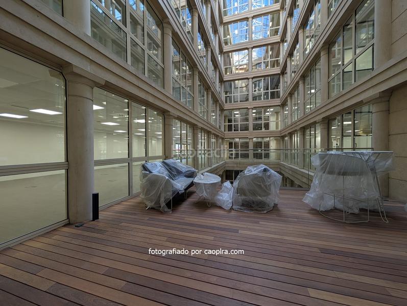Foto 933acedd-c8b0-4a25-a982-26db3f682bc3. Rent office space with heating in Fort Pienc Barcelona
