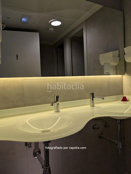 Foto ce5a116a-45c3-4344-b553-31a8d4a93f1c. Location bureau avec chauffage dans Fort Pienc Barcelona