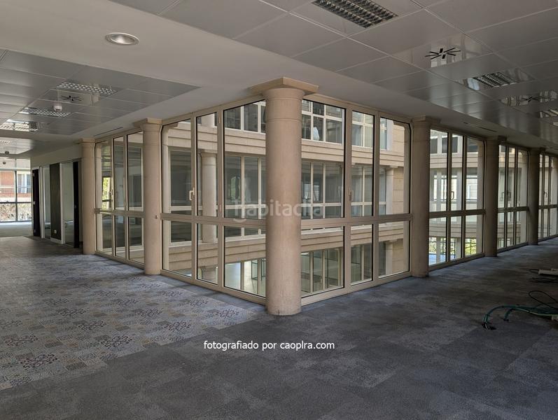 Foto 05495c62-3e64-4906-85de-6495579897c2. Rent office space with heating in Fort Pienc Barcelona