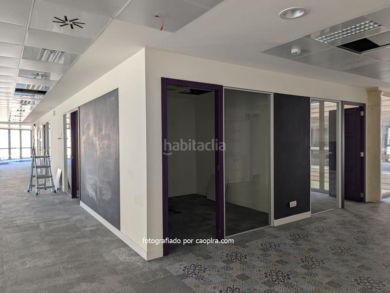 Foto c527b840-a15d-49d3-a418-56b7ac9b5835. Rent office space with heating in Fort Pienc Barcelona
