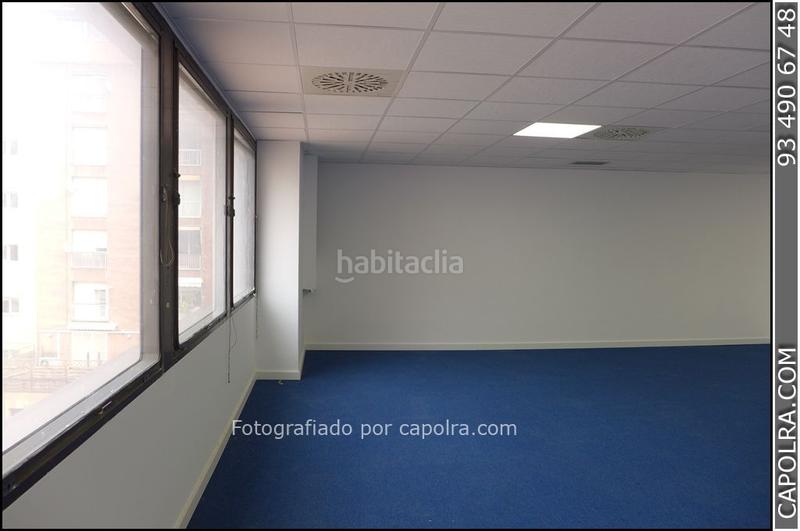 Foto 26b1fb7b-3512-4ef1-99ce-ae128533fb32. Oficina  en venta en inmejorable ubicación en Barcelona