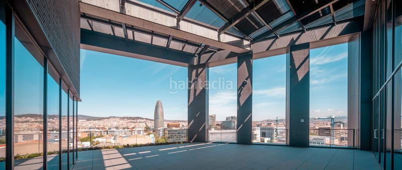 Foto 49dd0ae8-814c-44a7-895a-1d1ea601be10. Location bureau avec chauffage dans El Parc i la Llacuna del Poblenou Barcelona
