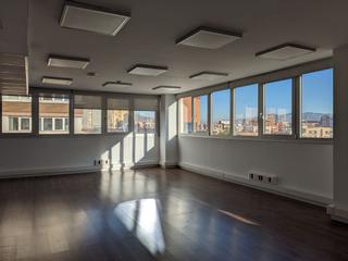 Lloguer Oficina  Meridiana. Oficinas en av. meridiana listas para entrar a trabajar