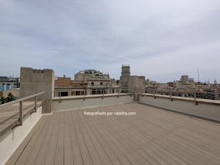 Lloguer Oficina  Rambla catalunya. Oficina en planta tico con terraza privativa
