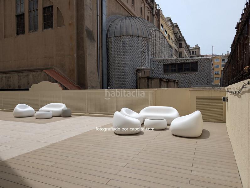Foto bb2d54ef-895f-406d-a93e-3dc971b074a4. Alquiler oficina  en planta ático con terraza privativa en Barcelona