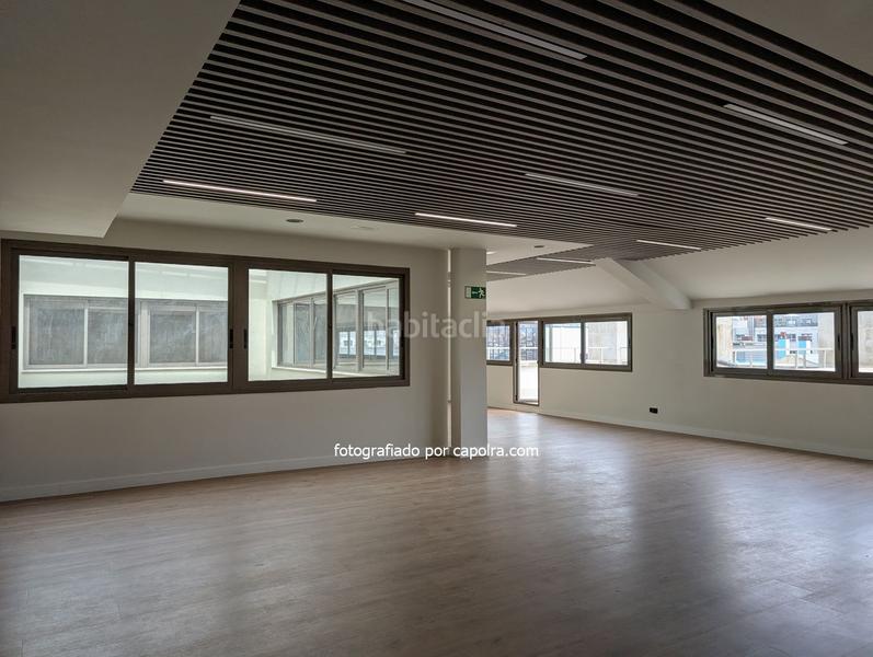 Foto 0a493d9d-46ea-4f73-8bd5-4ce0d35983a7. Miete büro mit heizung in Dreta de l´Eixample Barcelona