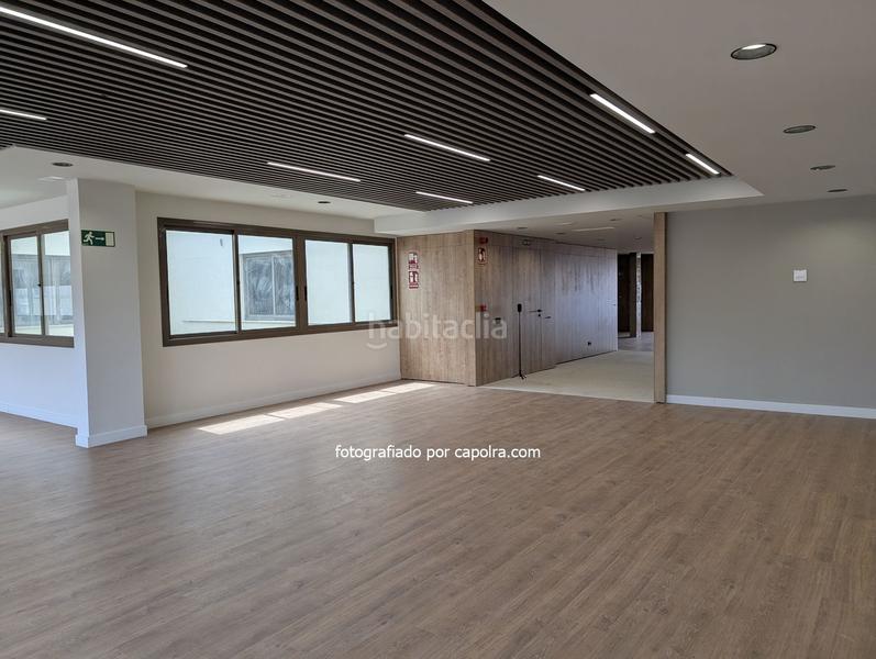 Foto 284fc6d6-8a17-451e-a1ae-2b4624705d12. Miete büro mit heizung in Dreta de l´Eixample Barcelona