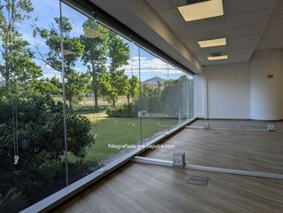 Location Bureau à Frederic mompou 3. Oficina disponible al lado de tv3 y el trambaix