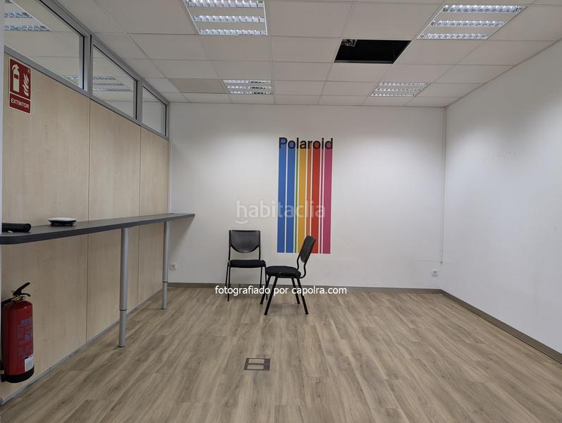 Foto 47ac6157-edac-42ce-a791-4d93134a8e5d. Location bureau dans frederic mompou 5 dans Centre Sant Just Desvern